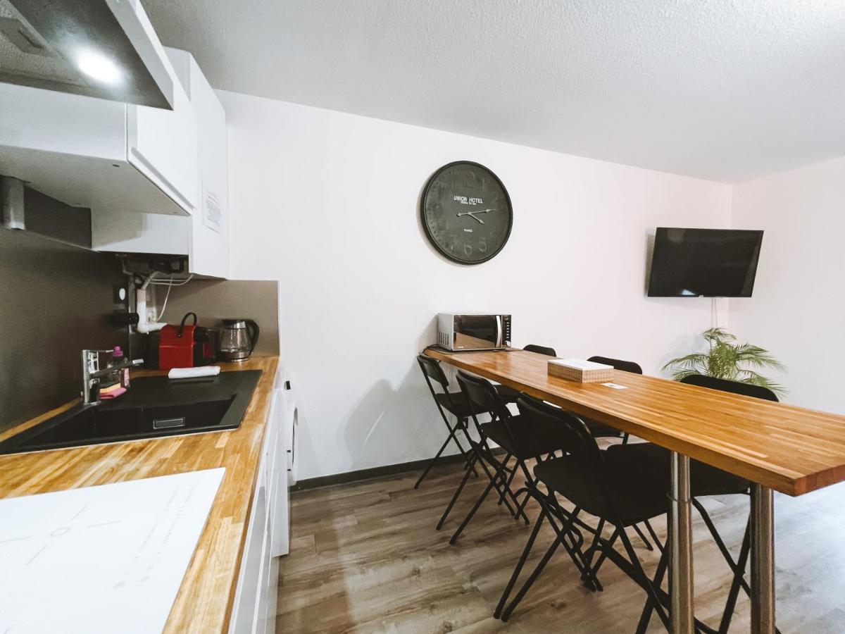 Le Dromardechois - Gite Meuble 6 Personnes Tournon Sur Rhone - Ecolodgite Exteriör bild